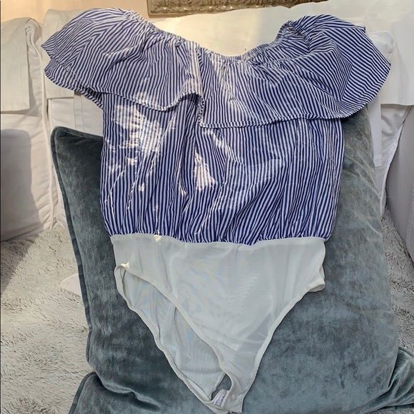 Blouse / Body Suit off the shoulder - Picture 5 of 6